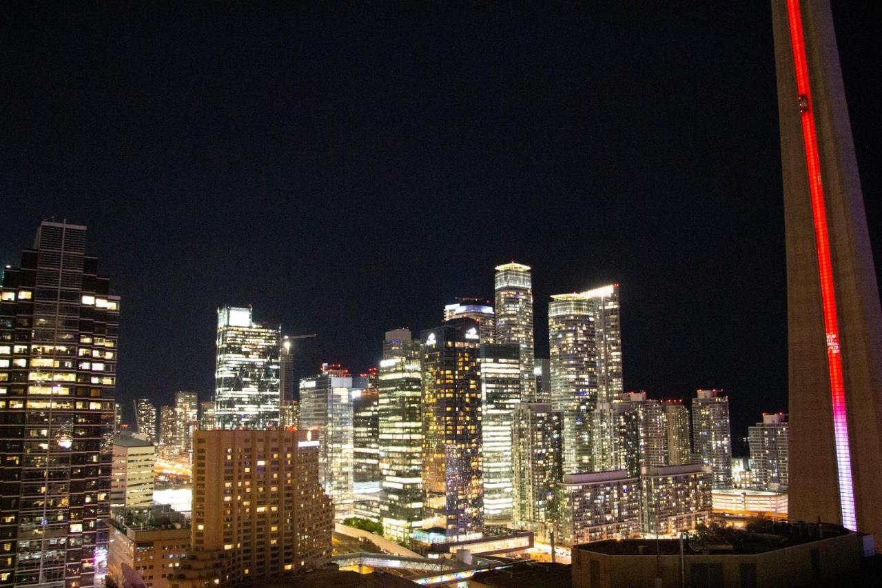 Downtown High-Rise Condo- Cn Tower View トロント エクステリア 写真